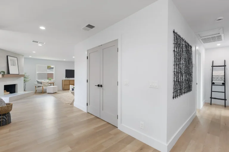 interior pro images 5970 coke ave after 26 2 AQEp8nX8NLig3Na7