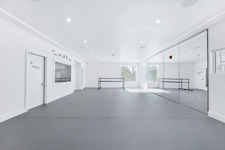 Interior Pro Images 8835 Avalon Blvd-10