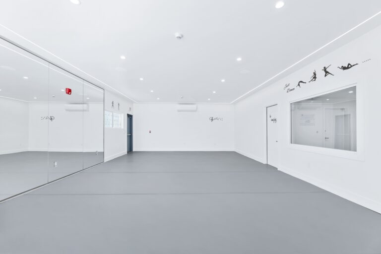 Interior Pro Images 8835 Avalon Blvd-14