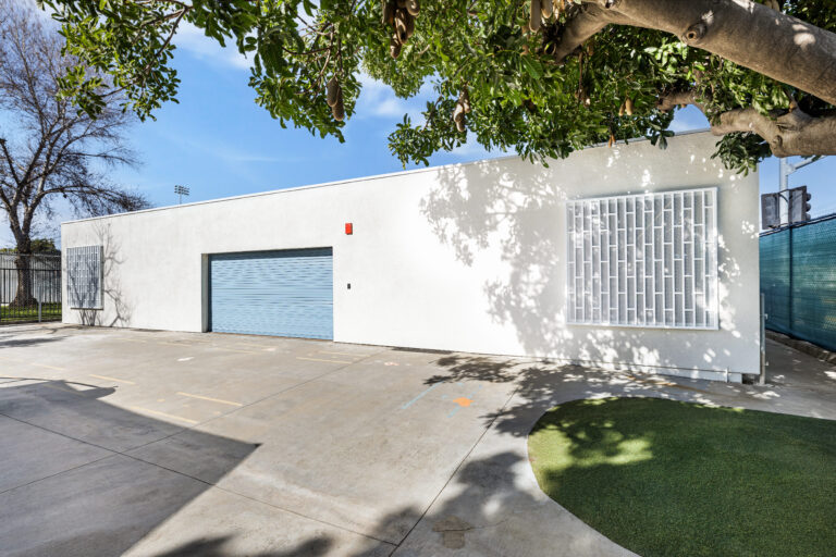 Interior Pro Images 8835 Avalon Blvd-2