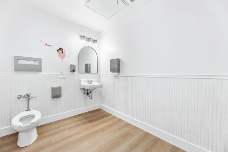 Interior Pro Images 8835 Avalon Blvd-49