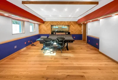 Girl Flip Construction